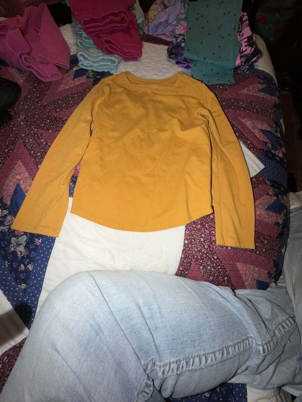 Wonder Nation Girls Long Sleeve Basic T-Shirt Yellow